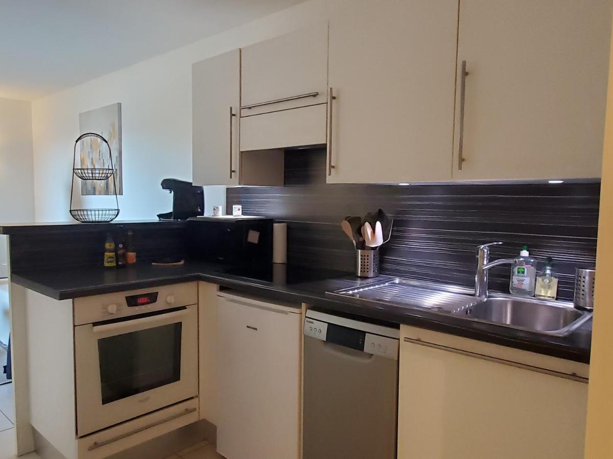 Frejus Plage Le Capitole T2 35M2 Climatise Balcon Bagian luar foto